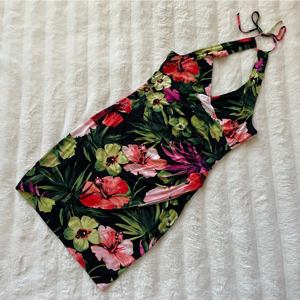 Caché Dress.